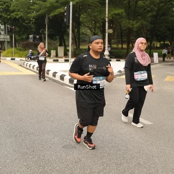 Runner Photo 4265438