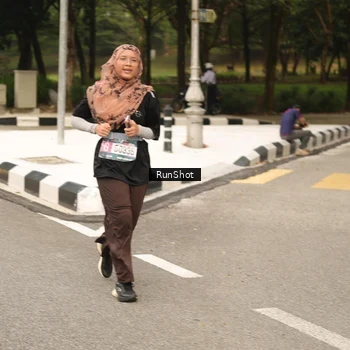 Runner Photo 4265448