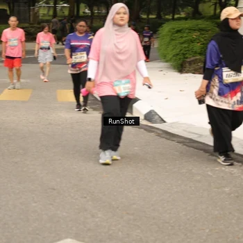 Runner Photo 4265455