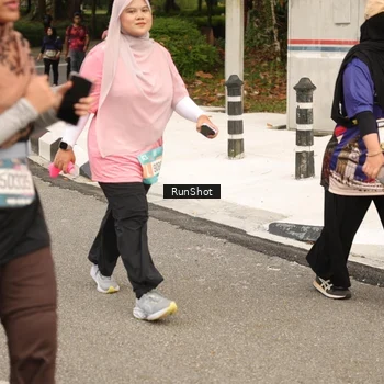 Runner Photo 4265461