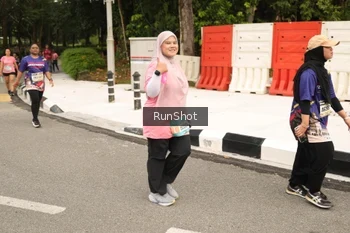 Runner Photo 4265470