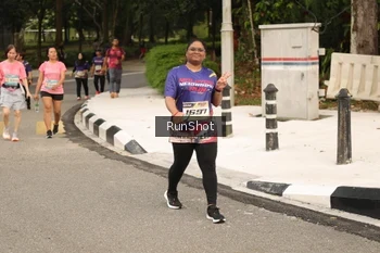 Runner Photo 4265480
