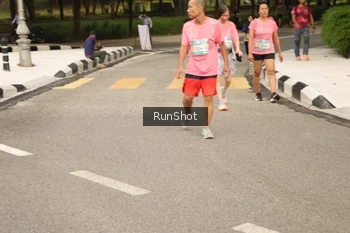 Runner Photo 4265499