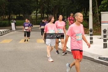 Runner Photo 4265500