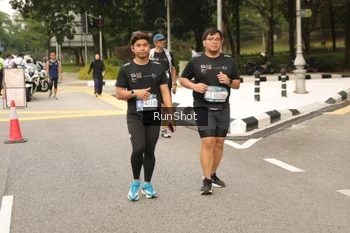 Runner Photo 4265524