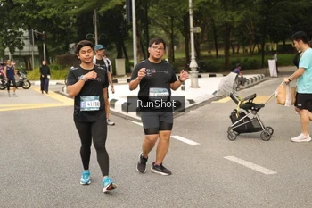 Runner Photo 4265529