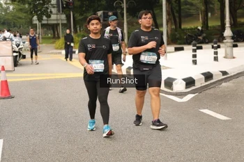 Runner Photo 4265532