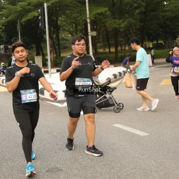 Runner Photo 4265536