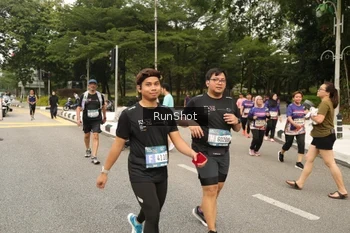 Runner Photo 4265544