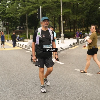 Runner Photo 4265565