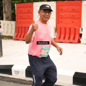 Runner Photo 4265611