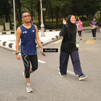 Runner Photo 4265637