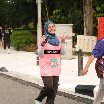 Runner Photo 4265652