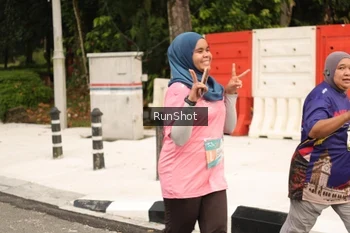 Runner Photo 4265660