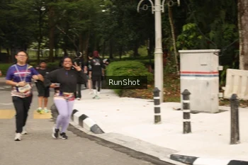 Runner Photo 4265664