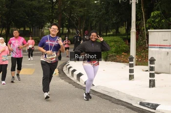 Runner Photo 4265669