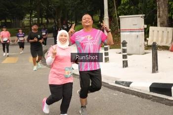 Runner Photo 4265690