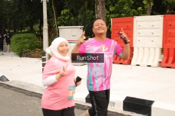 Runner Photo 4265694