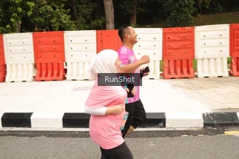 Runner Photo 4265715