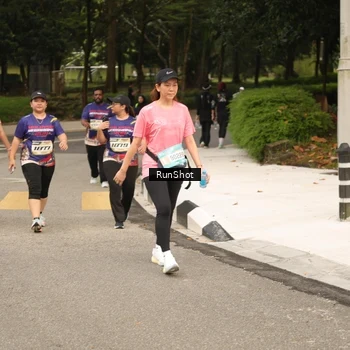 Runner Photo 4265733