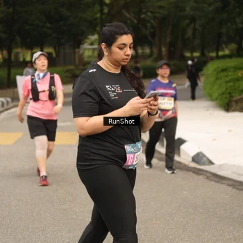 Runner Photo 4265737