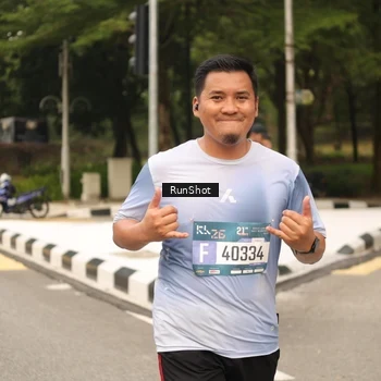 Runner Photo 4265782
