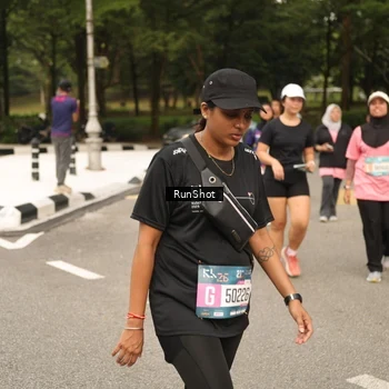 Runner Photo 4265819
