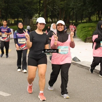 Runner Photo 4265827