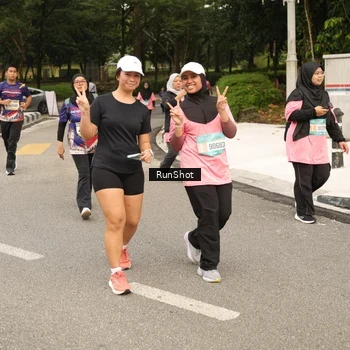 Runner Photo 4265829