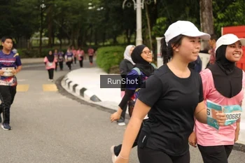 Runner Photo 4265842