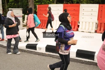 Runner Photo 4265847