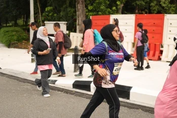 Runner Photo 4265851