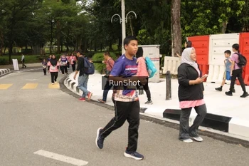 Runner Photo 4265854