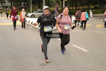 Runner Photo 4265881