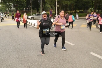 Runner Photo 4265884