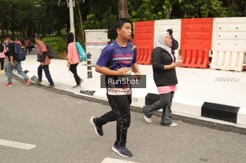 Runner Photo 4265886