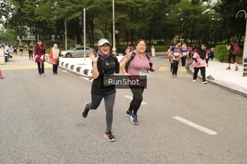 Runner Photo 4265888