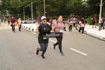 Runner Photo 4265889