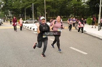 Runner Photo 4265890