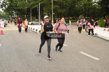 Runner Photo 4265891