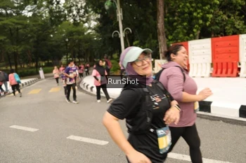 Runner Photo 4265902