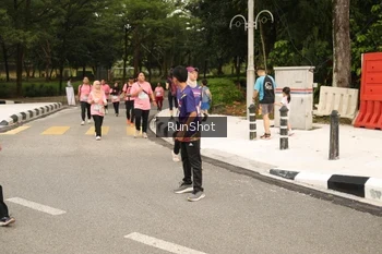 Runner Photo 4265924