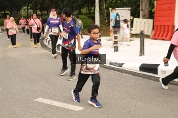 Runner Photo 4265925