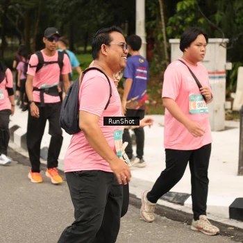 Runner Photo 4265954