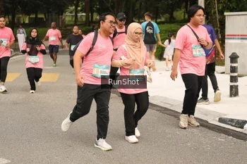 Runner Photo 4265961
