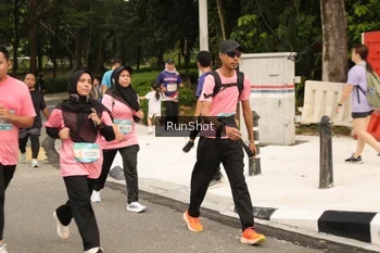 Runner Photo 4265967