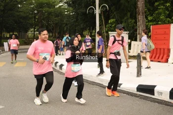 Runner Photo 4265969