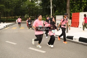 Runner Photo 4265970
