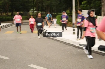 Runner Photo 4265979