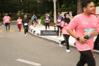 Runner Photo 4265980